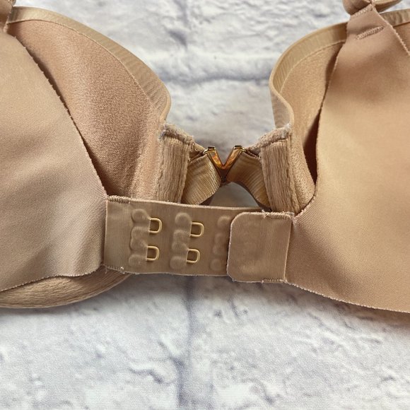 VICTORIA'S SECRET SEXY ILLUSIONS NUDE LIGHTLY LINED DEMI BRA 32C - Picture 7 of 11